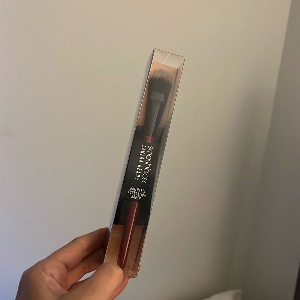 Smashbox Buildable Foundation Brush-NEW